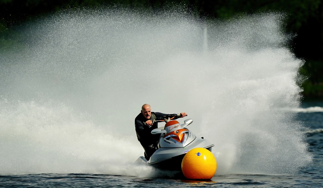 entdecken sie die kraft der hydro jets für effektive reinigung und massage. erleben sie innovative technologien für höchste leistung und komfort.